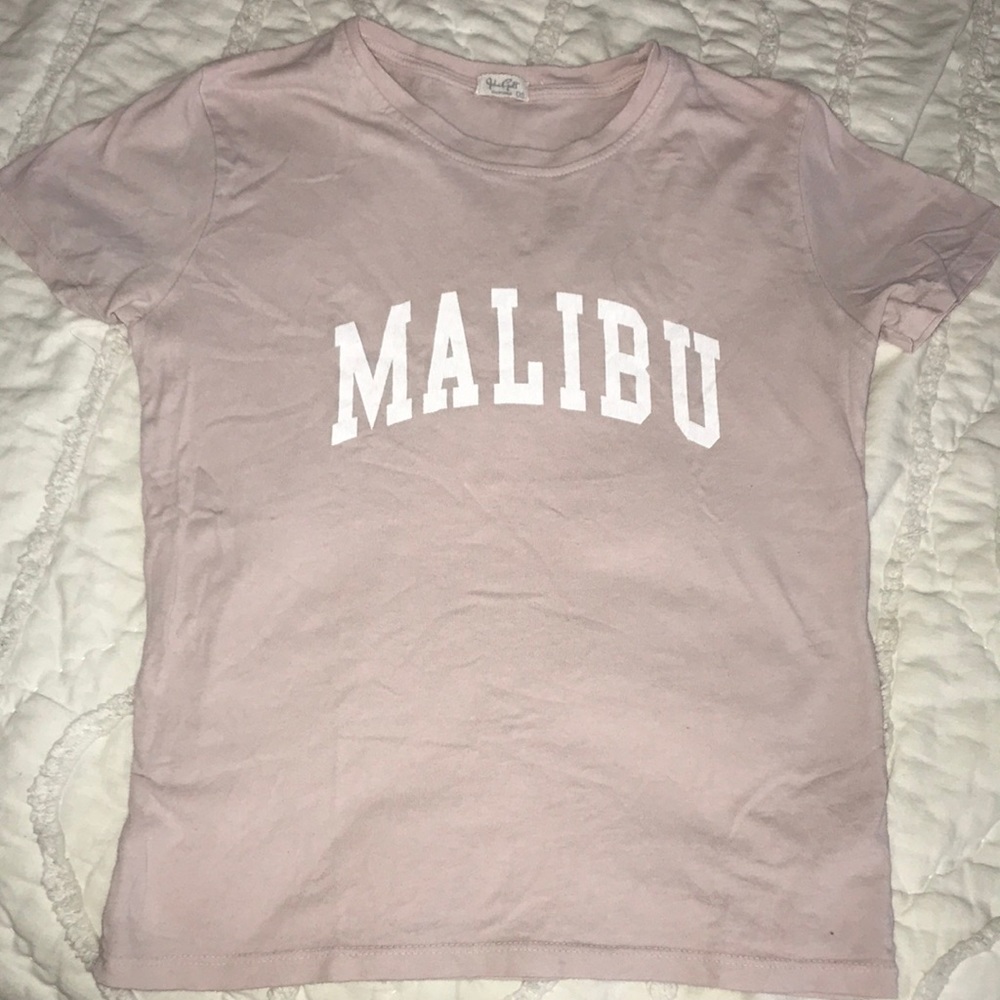 Brandy Melville graphic tee